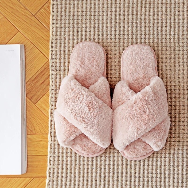 Cuddly Slippers - Limited time Finds