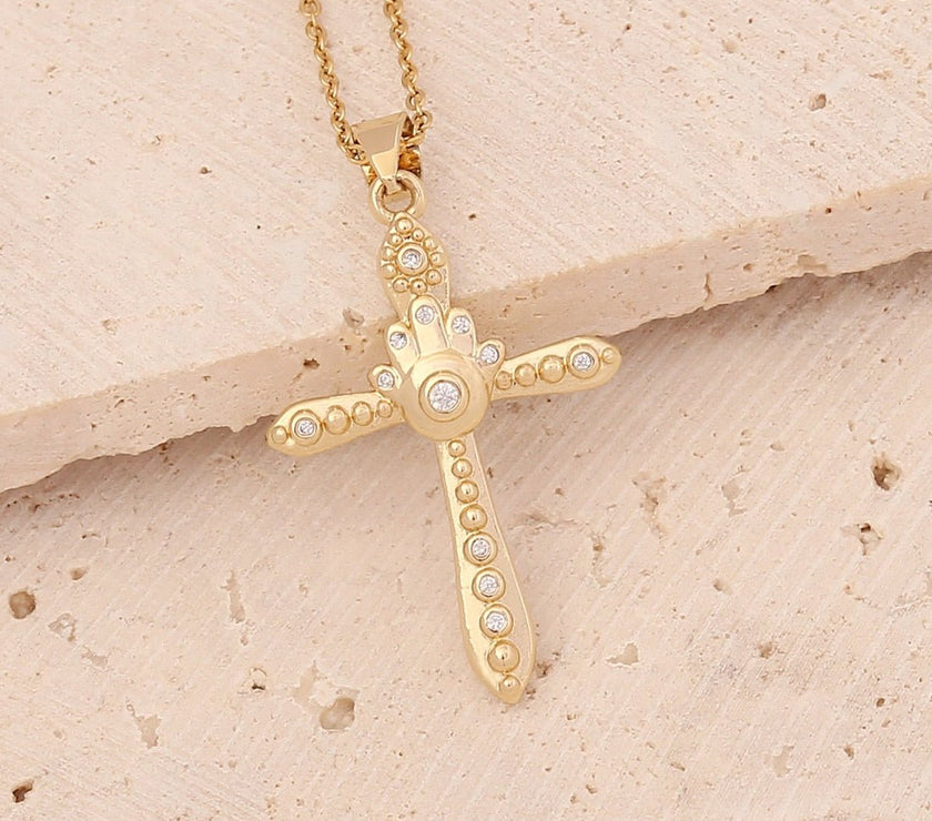 Gold Plated Cross Pendant Necklace - Limited time Finds