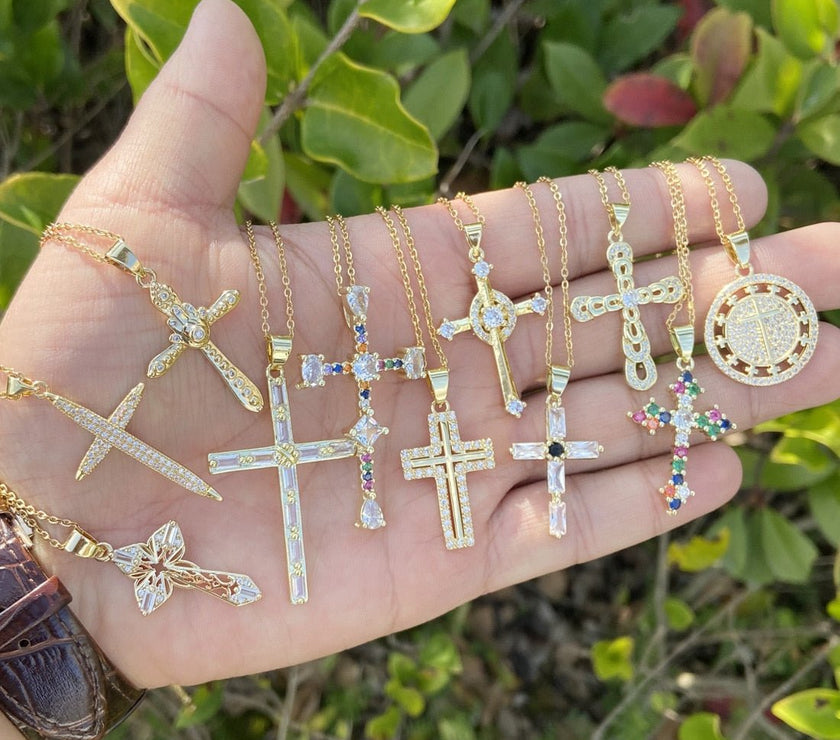 Gold Plated Cross Pendant Necklace - Limited time Finds