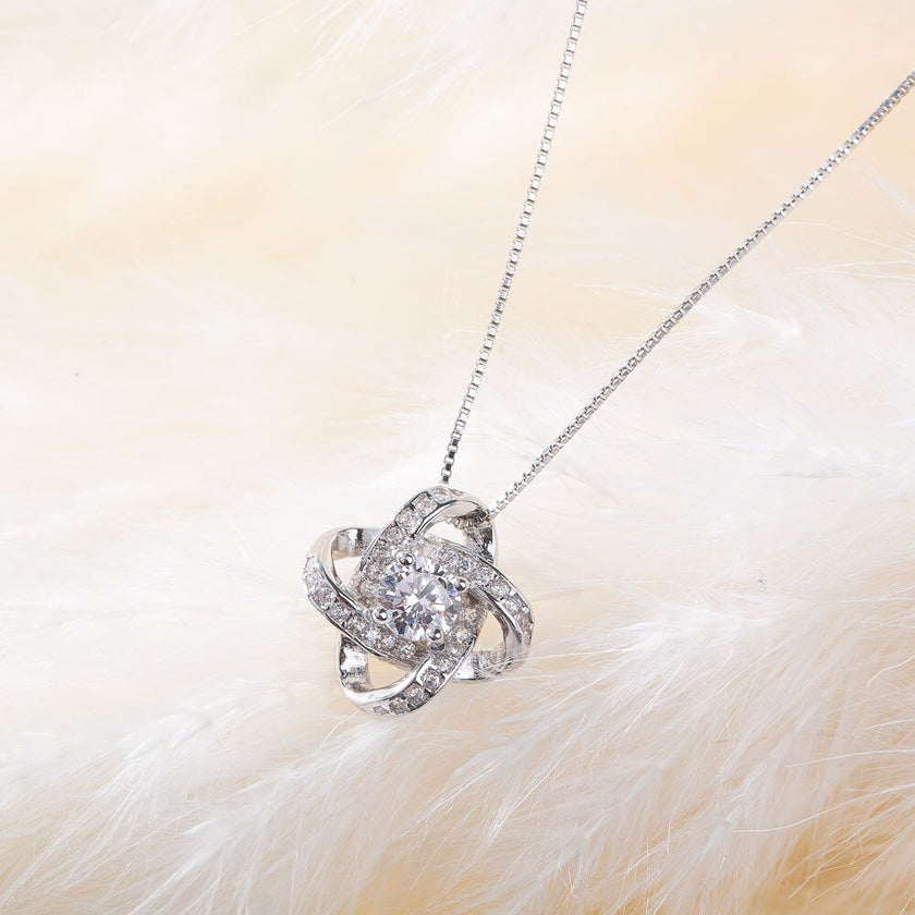 Crystal Flower Chain Necklace - Limited time Finds